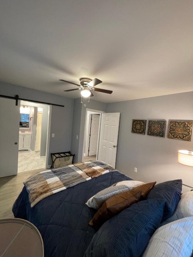 Remodeled Cottage With Sunroom Manchester Exterior foto